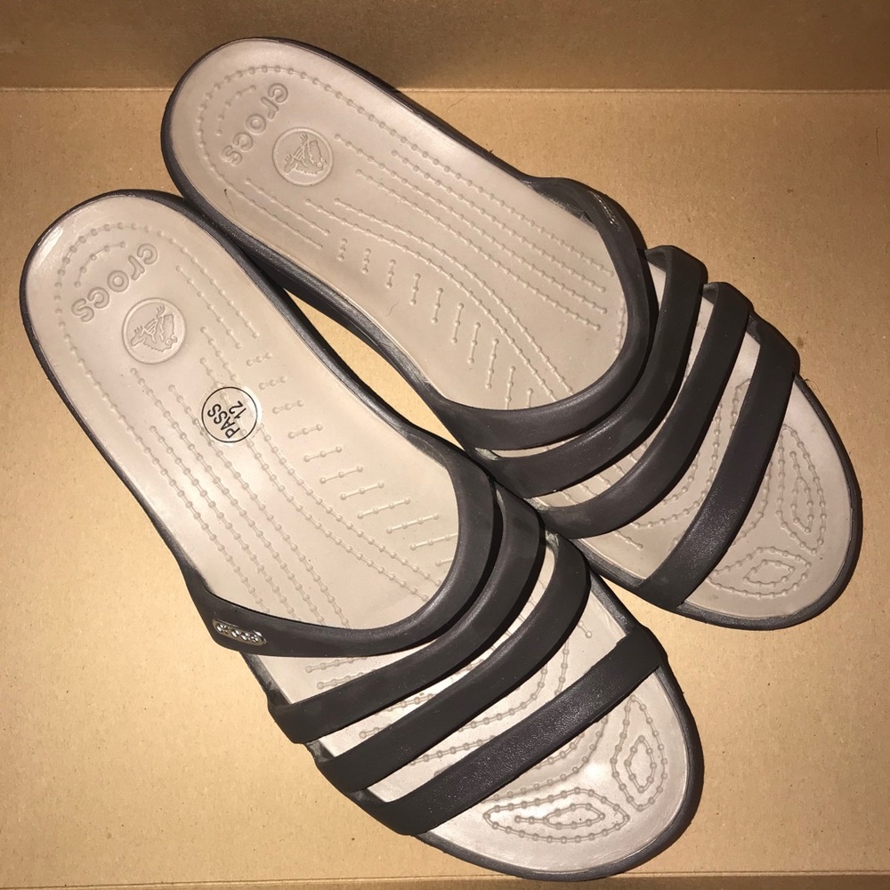 Crocs Women’s Sandals Brown Size 9